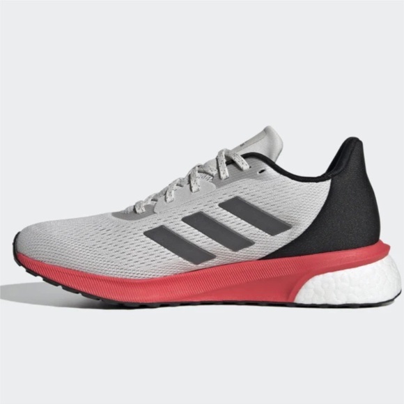 Adidas Women’s Astrarun - NWT - Picture 4 of 9